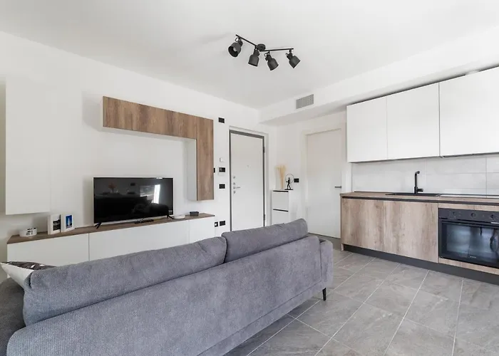 Modern Apt With Terrace And Parking! Mailand